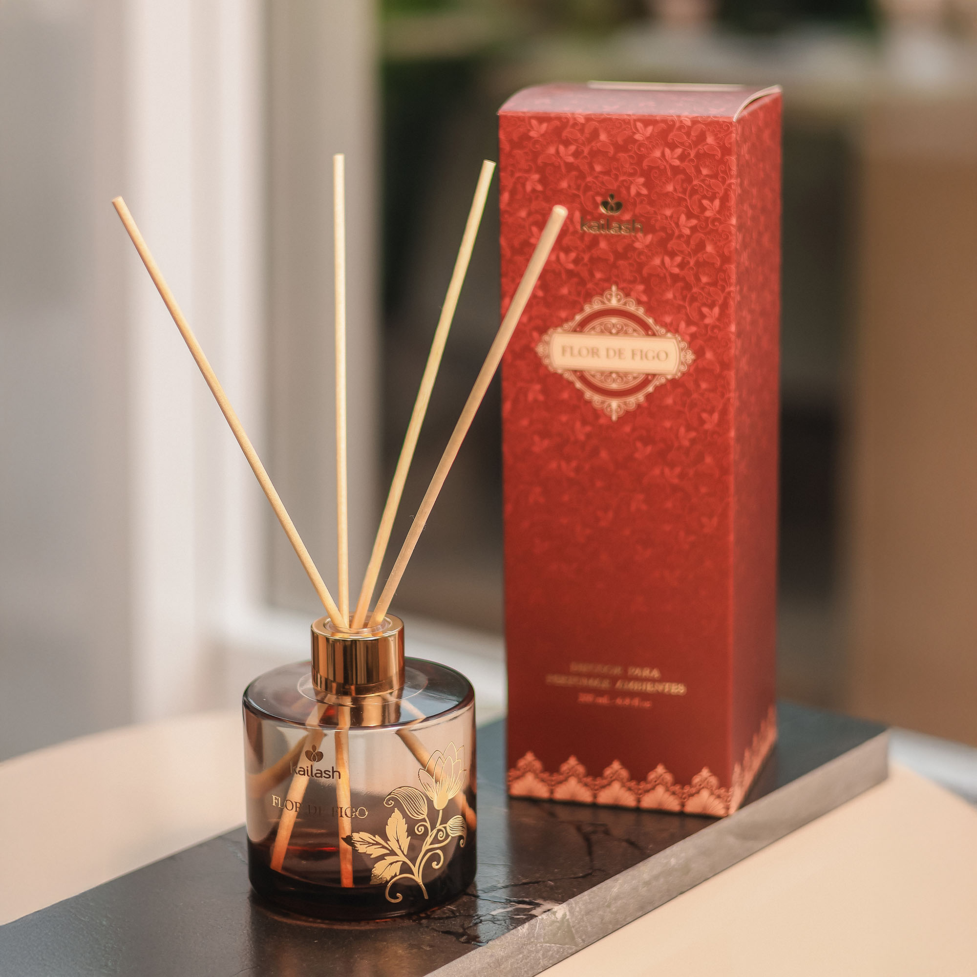 DIFUSOR PARA PERFUMAR AMBIENTES - FLOR DE...