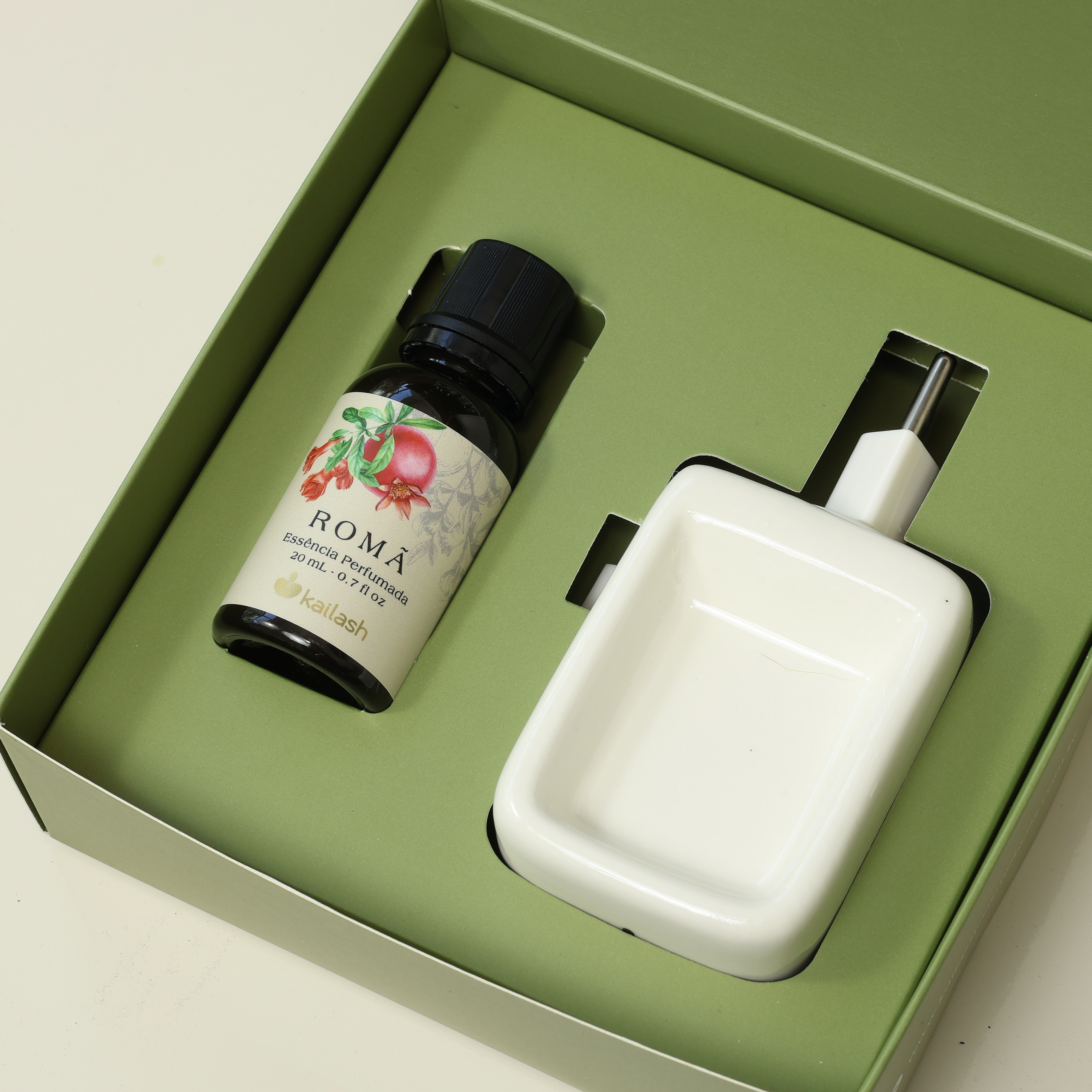 KIT PRESENTE - AROMATIZADOR ELETRICO E ES...