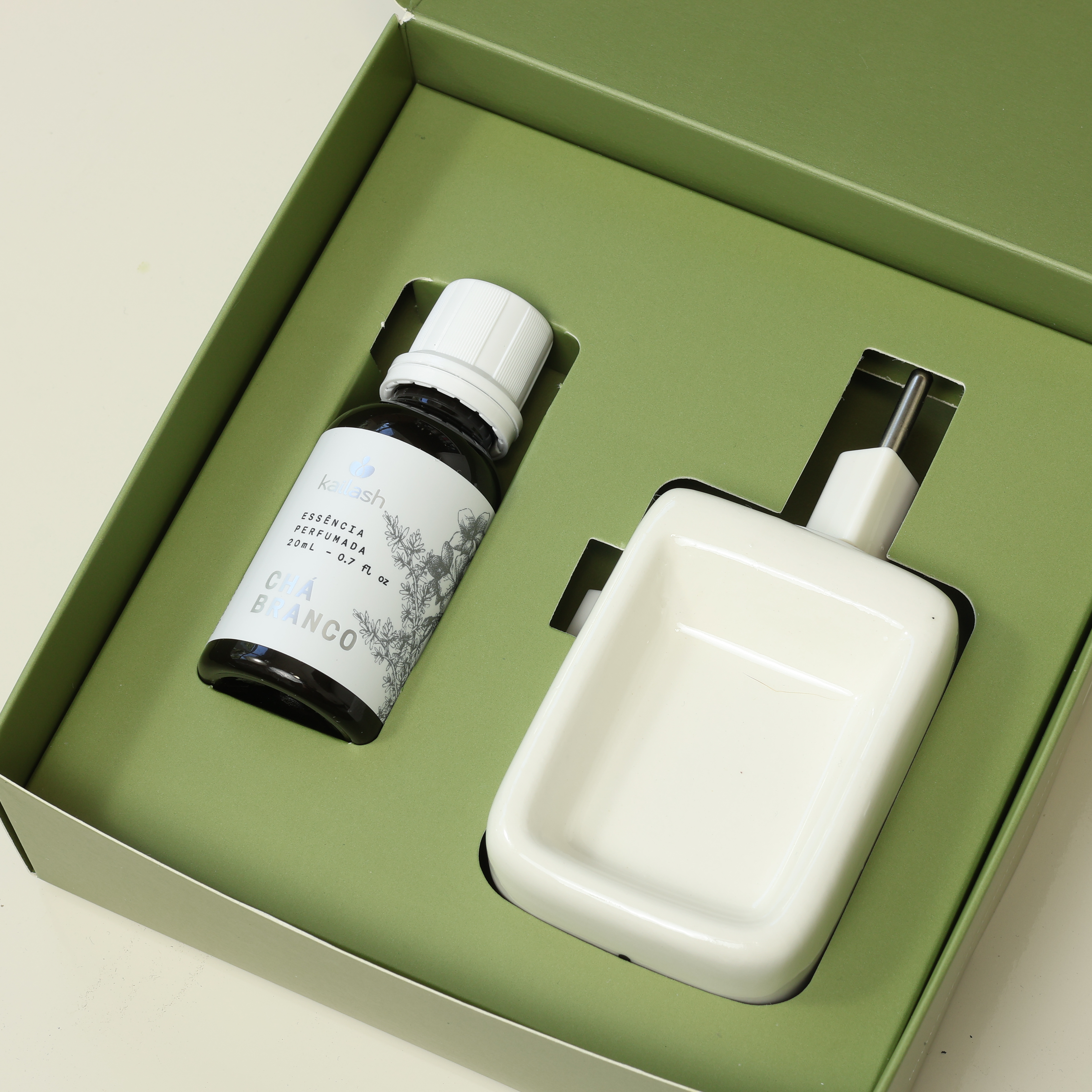 KIT PRESENTE - AROMATIZADOR ELETRICO E ES...