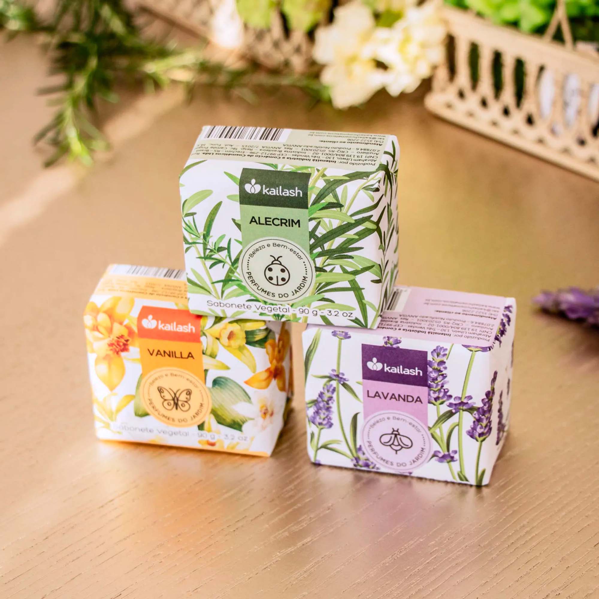 KIT SABONETE EM BARRA - PERFUMES DO JARDI... KIT SABONETE EM BARRA - PERFUMES DO JARDI...